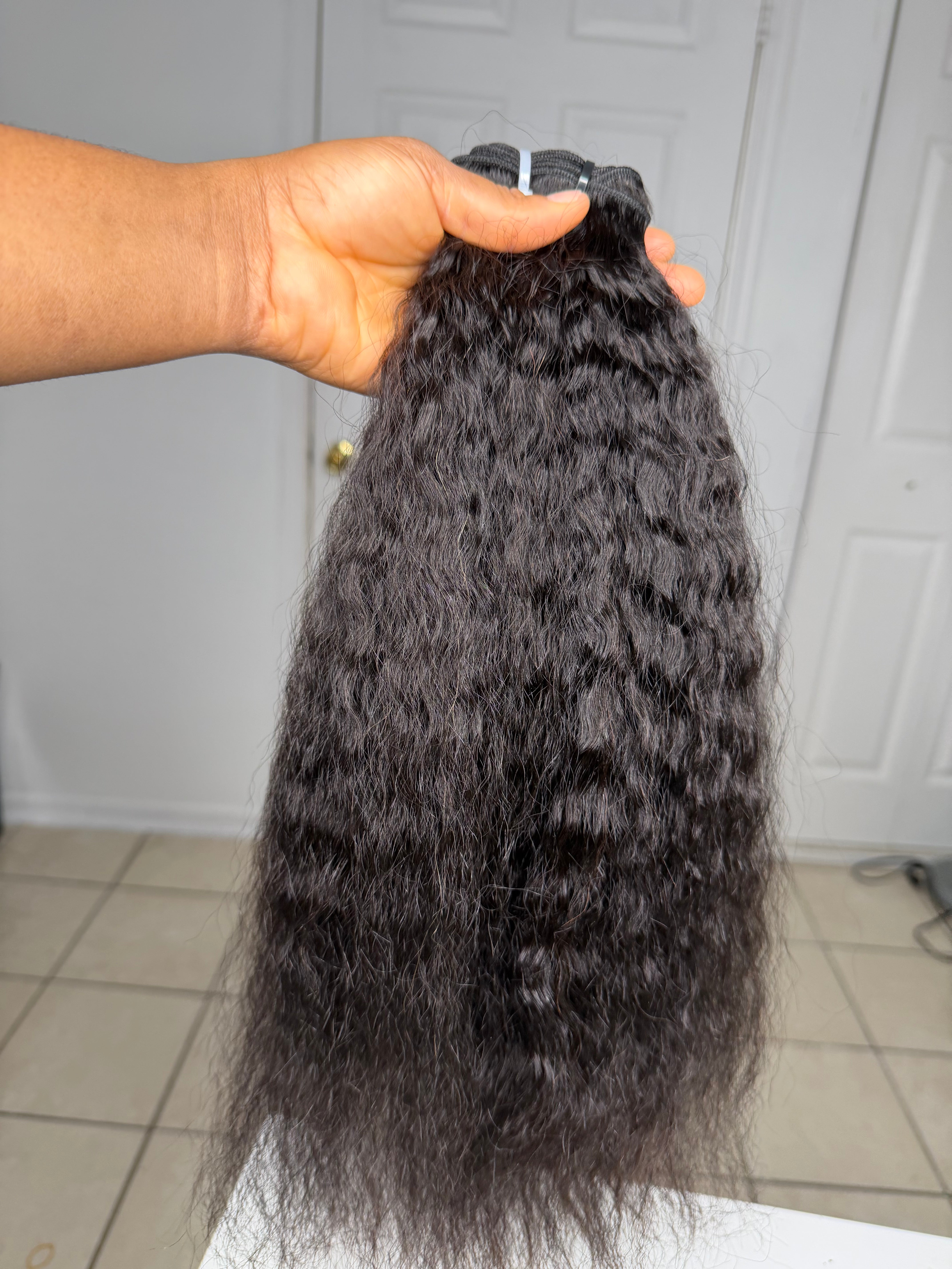 Kinky straight Bundle